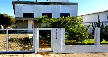 Casa aconchegante de 224 m² com quartos e banheiros, ocupada