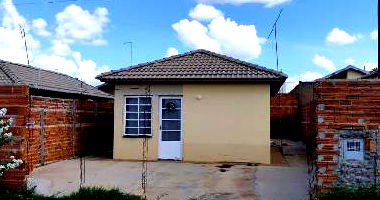 Casa com 2 quartos, 1 banheiro, 2 vagas e 45,47m² construída