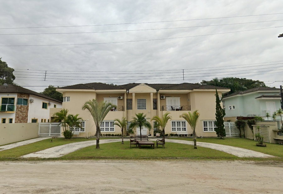 Propriedade de Alto Padrão em Bertioga/SP – 713m² Construídos em Terreno de 990m²