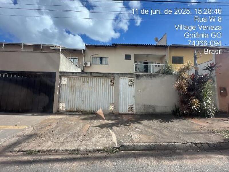 Casa com 3 quartos em Goiânia/GO