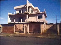 Sobrado triplex com 3 quartos e 300,60 m²