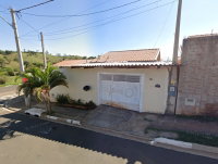 Casa com 48m², 1 quarto, 1 banheiro, desocupada