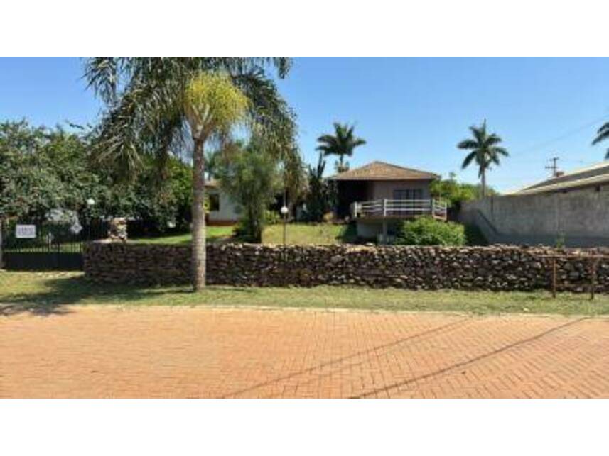 Casa em condomínio com 239m² em Riviera do Poente - Alvorada do Sul/PR
