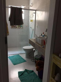 Casa com 3 quartos, 2 banheiros e 1 vaga, 105m² construída