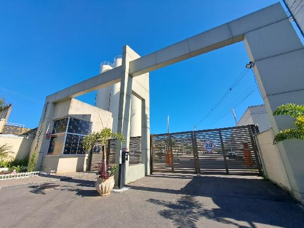 Apartamento com 2 quartos, 1 banheiro e 1 vaga de garagem