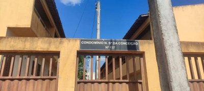 Casa Duplex em Condomínio com 2 Quartos e 2 Banheiros