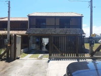 Casa Ocupada com 3 Quartos e 2 Banheiros em Tramandaí