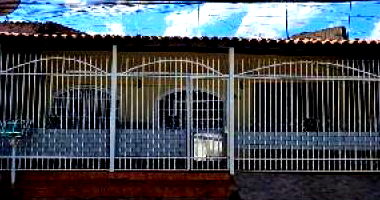 Casa com 4 quartos em Ceilândia/DF