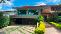 Casa de 487,85 m² em Santana de Parnaíba/SP com 4+ vagas