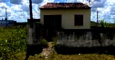Casa com 3 quartos em Lagoa do Carro/PE