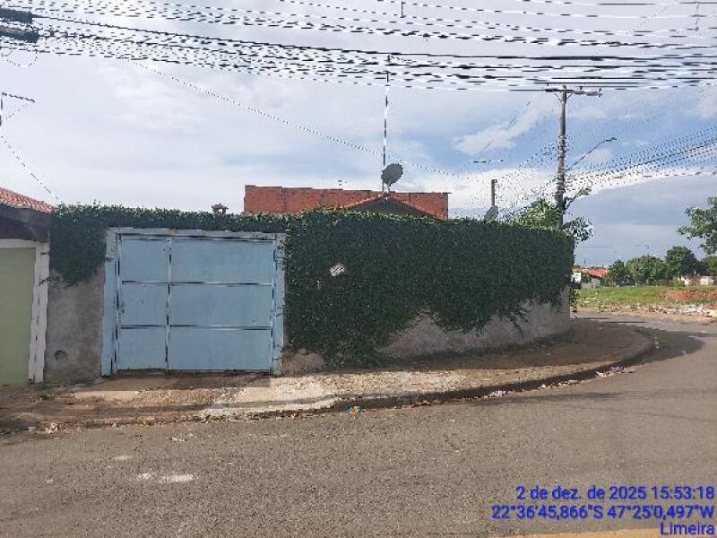 Casa em Limeira com 3 Quartos e 2 Banheiros