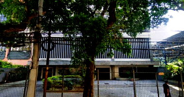 Sala comercial 32m² desocupada com fração ideal de terreno
