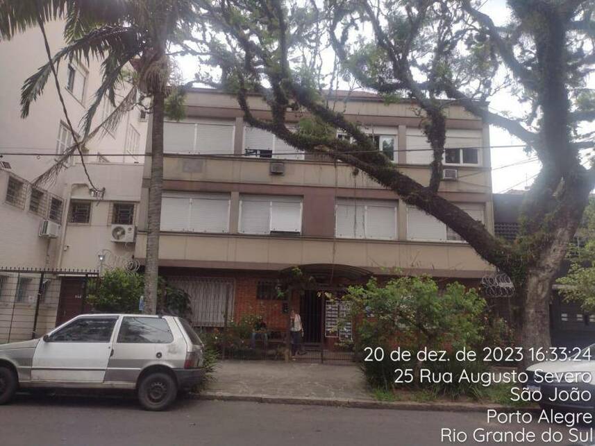 Apartamento Ocupado com 61m² em São João, Porto Alegre