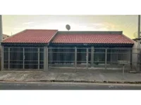 Casa 1 vaga, 233m² terreno, 34m² construída - Ocupada