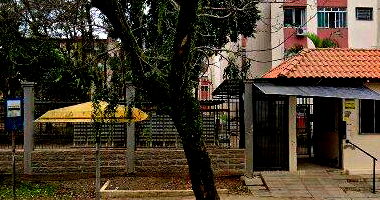 Apartamento Padrão com 2 Quartos e 1 Banheiro em Porto Alegre