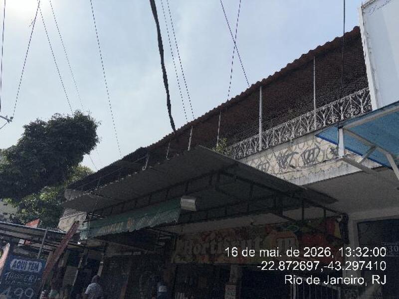 Apartamento com 2 Quartos e 70m² em Pilares