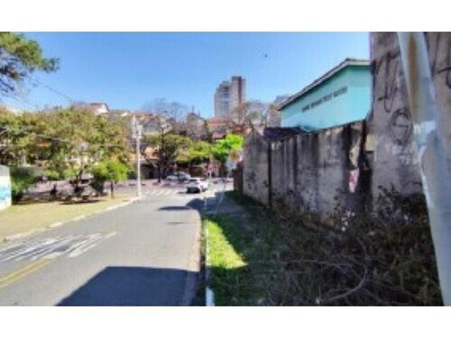 Casa Ocupada com 224m² de Construção em Guarulhos/SP
