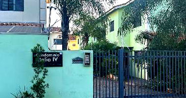 Apartamento 2 Quartos com Área de Serviço e Cozinha