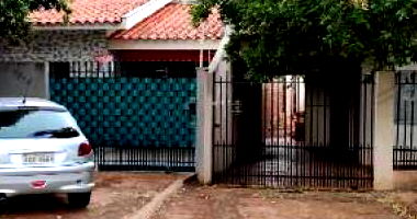 Casa com 2 quartos, 2 banheiros, 69.4m²
