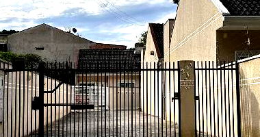 Casa com 2 quartos, 1 banheiro, área construída 52m², 1 vaga