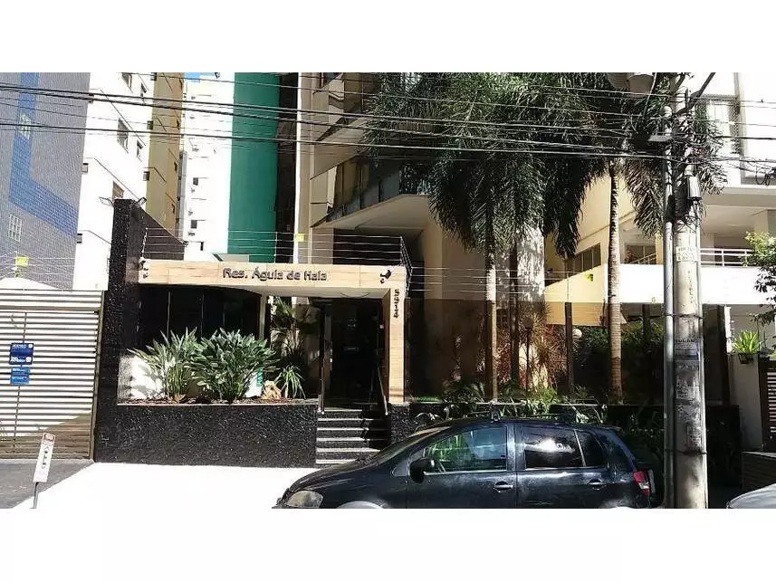Apartamento com 3 Quartos e 3 Banheiros em Leilão