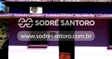 Casa Residencial com 4 Quartos e 2 Banheiros em Santa Maria