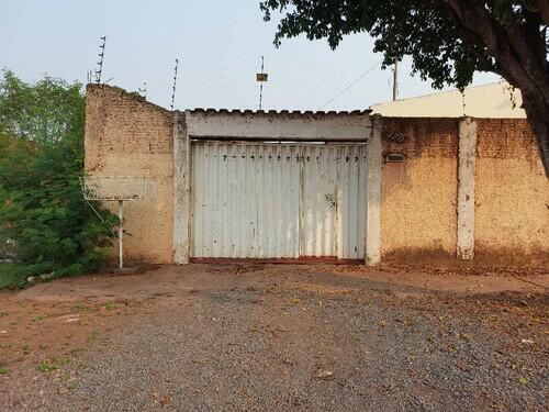 Casa 3 quartos, 2 banheiros, 178m², ocupados em Corumbá