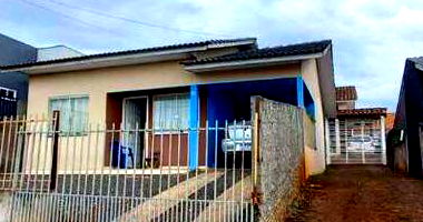 Casa em Condomínio Ocupada com 1 Vaga de Garagem