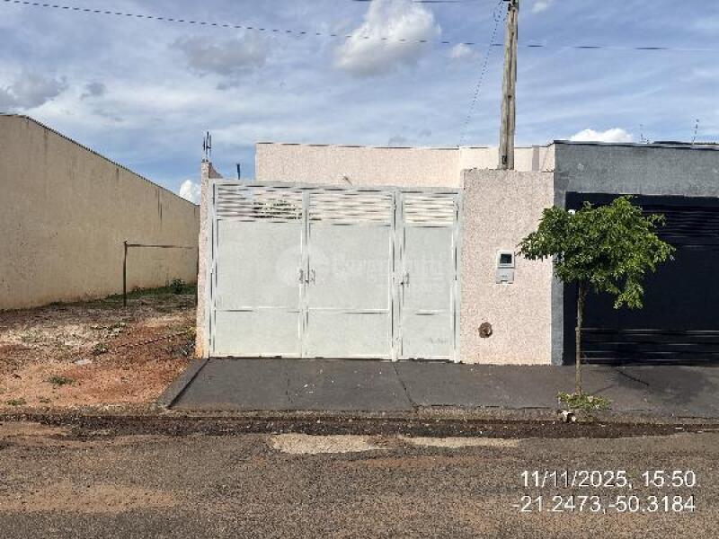 Casa com 62,83m² em Birigui - SP