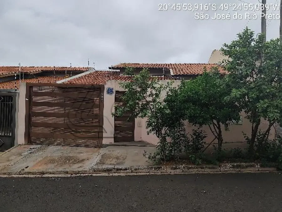Casa com 1 quarto e 1 vaga, área privativa de 200m²