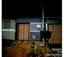 Casa com 2 quartos, varanda, área construída 65,72m², terreno 150m²