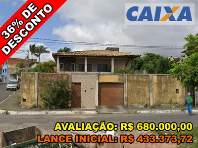 Casa com 3 Quartos e 3 Banheiros em Lauro de Freitas