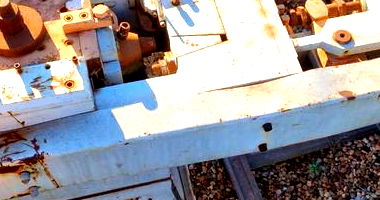 Puncionadeira de Rebites com Cartão de Crédito