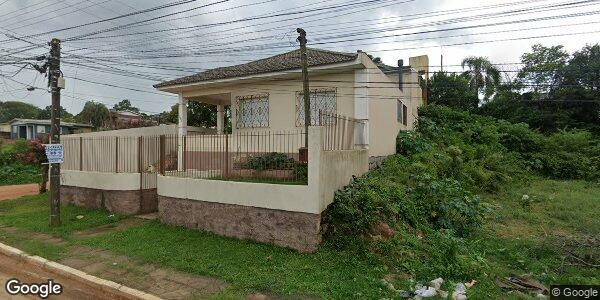 Casa padrão ocupada com 187,5 m² construída