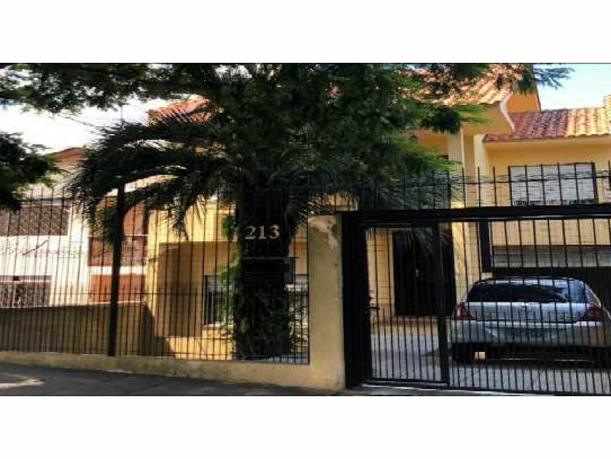 Casa com 2 pavimentos e 3 quartos em Vila Jardim