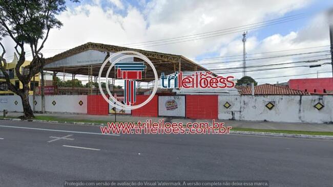 Espaçoso Terreno Urbano com Excelente Potencial para Investimentos