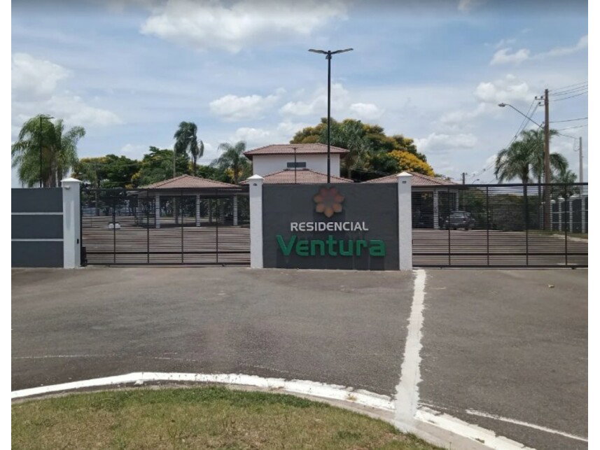 Terreno de 1.753,45m² em condomínio residencial