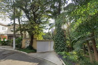 Casa com 3.095m² de área total em Vila Albertina