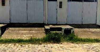 Casa com 2 quartos, 1 banheiro, 1 vaga e 55,5m² de área privativa