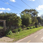 Terreno com casa em Balneário Pinhal - Oportunidade Única!