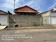 Casa com 2 quartos em Três Corações/MG