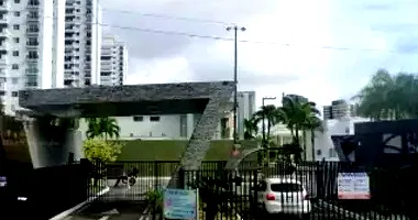 Casa em Leilão com 419m² Construída em Ponta Negra