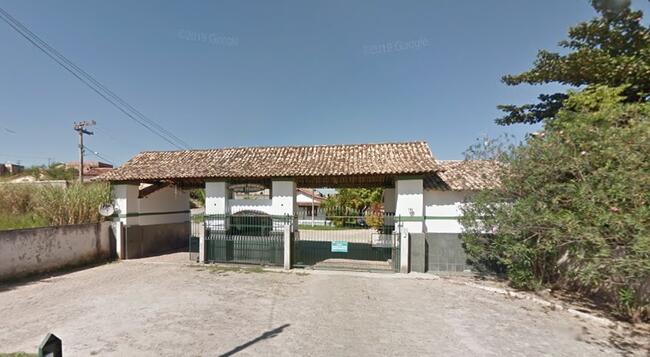 Terreno de 406,28m² em condomínio fechado