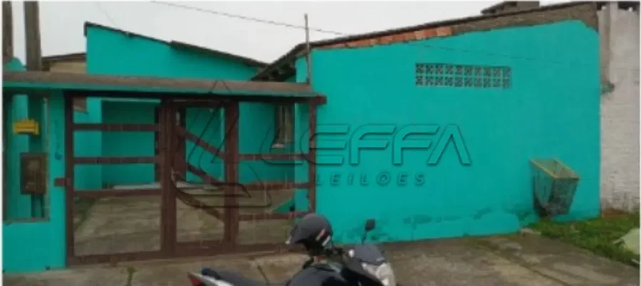 Terreno Urbano de 360m² com Benfeitorias
