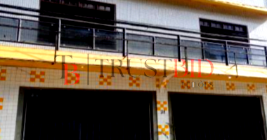 Casa com 352m² construída, terreno 200m², ocupada