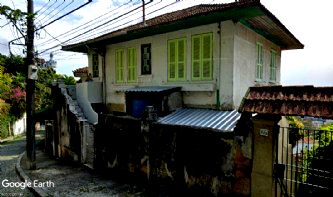 Imóvel em Santa Teresa/RJ com 2 prédios e domínio útil