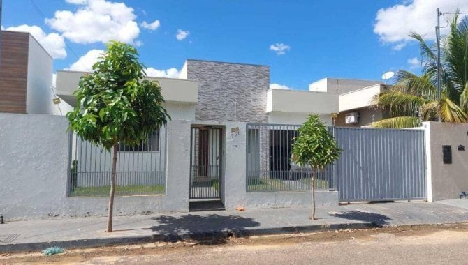 Casa Padrão com 2 Quartos em Primavera do Leste - MT