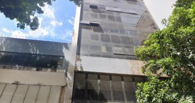Prédio comercial com 5.311 m² de área construída