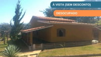 Fazenda com 88.900 m² de terreno e 920 m² construídos, desocupada