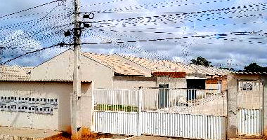 Casa com 2 Quartos e 1 Vaga em Aguas Lindas de Goiás